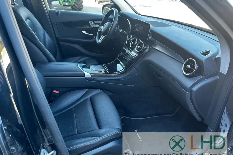 Mercedes-Benz GLC 200 din 2022 cu 63.334 km - oferta MER146912 - foto 10