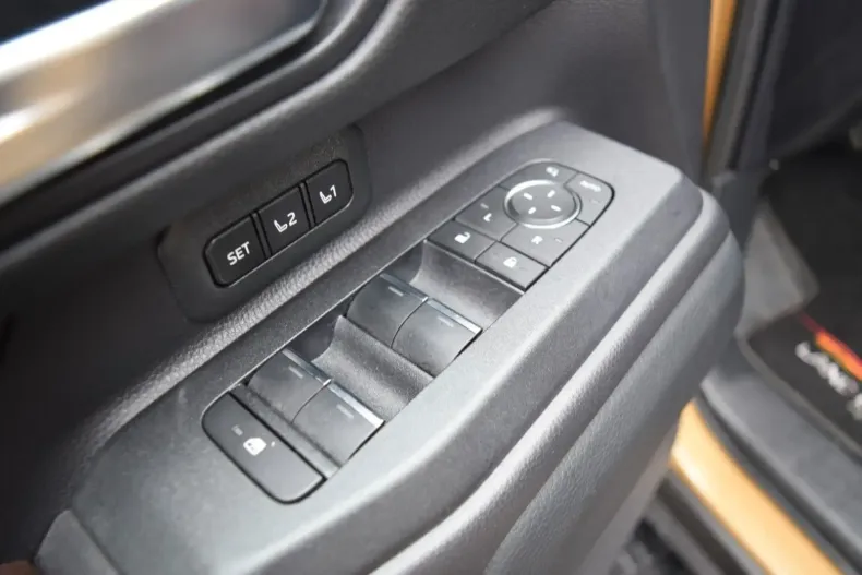 Toyota Land Cruiser din 2024 cu 12.500 km - oferta TOY146914 - foto 11