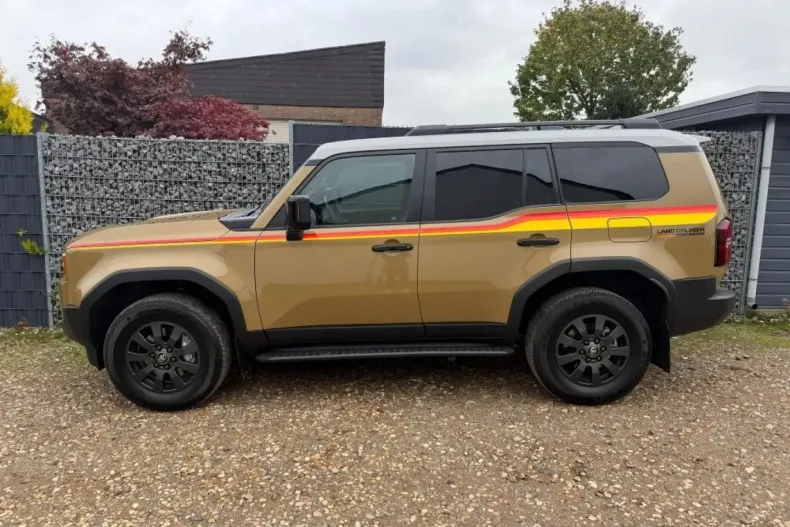 Toyota Land Cruiser din 2024 cu 23.580 km - oferta TOY146916 - foto 4