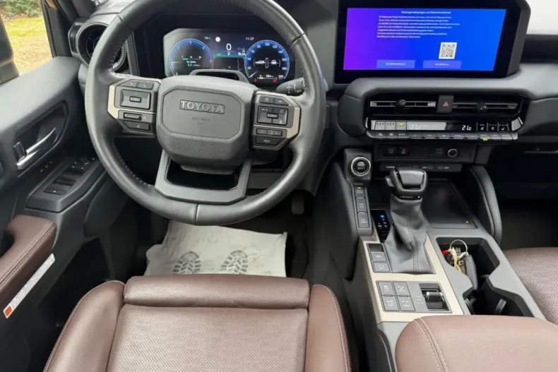 Toyota Land Cruiser din 2024 cu 23.580 km - oferta TOY146916 - foto 9