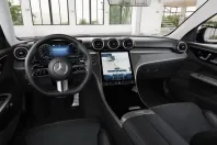 Mercedes-Benz C 300 din 2024 cu 60.440 km - oferta MER146917 - foto 3