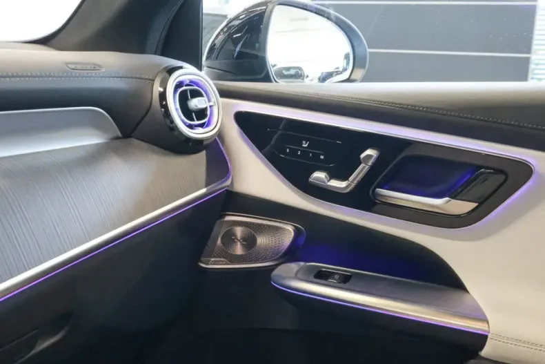 Mercedes-Benz GLC 200 din 2024 cu 3.336 km - oferta MER146920 - foto 15