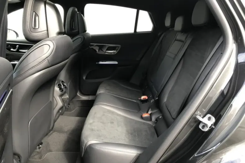 Mercedes-Benz GLC 220 din 2025 cu 13.406 km - oferta MER146921 - foto 7