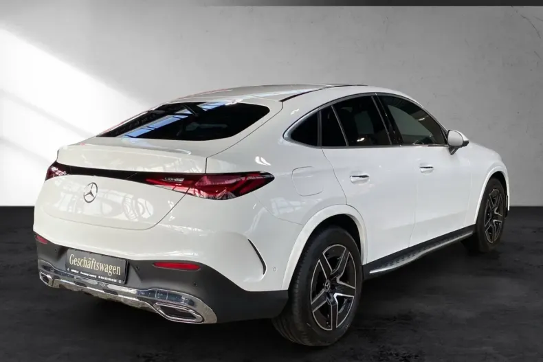 Mercedes-Benz GLC 220 din 2024 cu 7.260 km - oferta MER146922 - foto 4