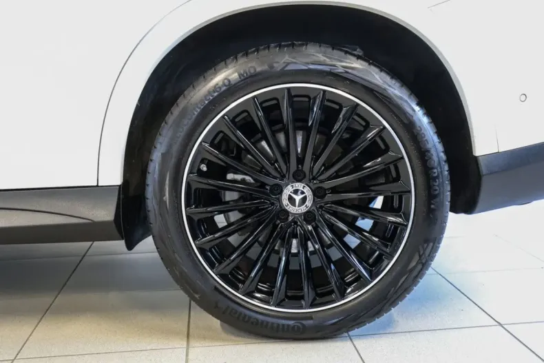 Mercedes-Benz GLC 300 din 2023 cu 39.903 km - oferta MER146923 - foto 5