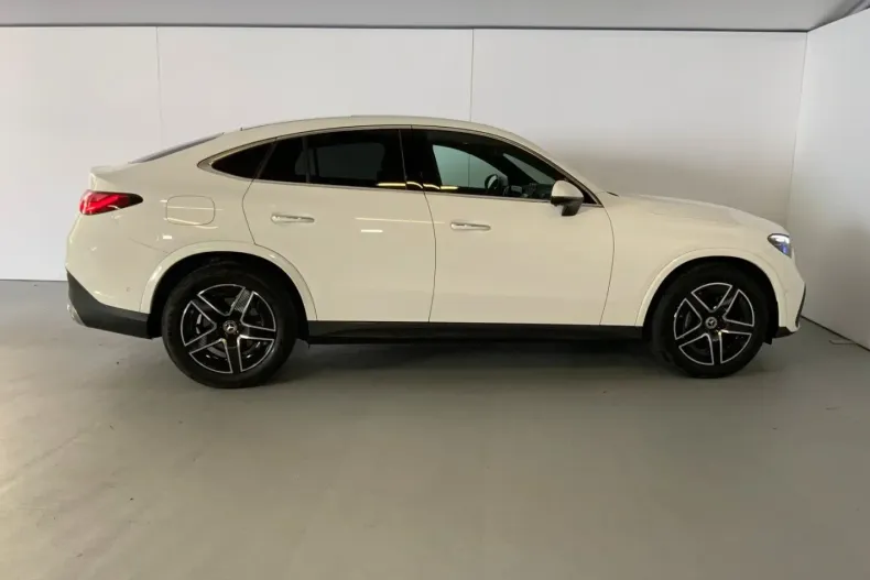 Mercedes-Benz GLC 200 din 2024 cu 19.559 km - oferta MER146927 - foto 3