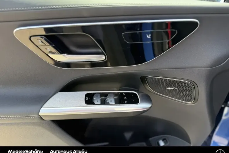 Mercedes-Benz GLC 200 din 2024 cu 14.980 km - oferta MER146932 - foto 9