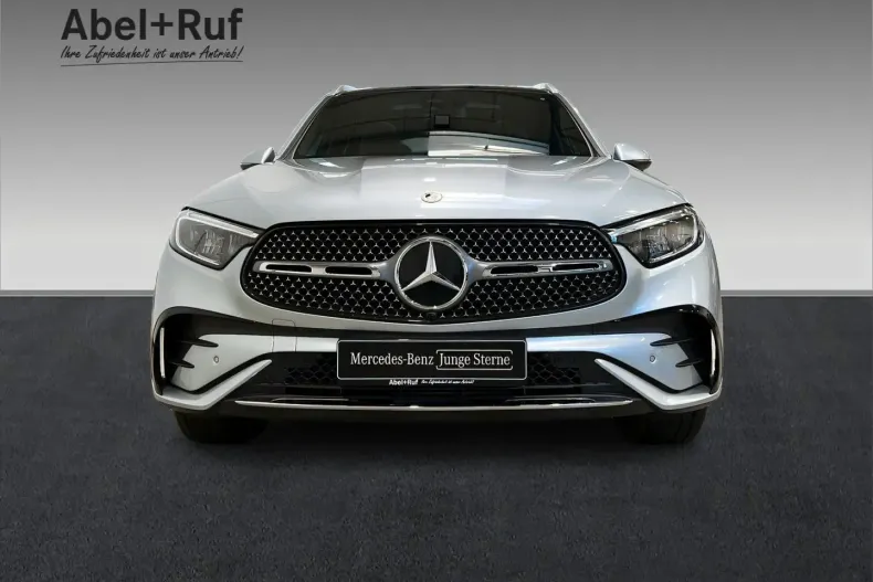 Mercedes-Benz GLC 200 din 2024 cu 16.674 km - oferta MER146933 - foto 1