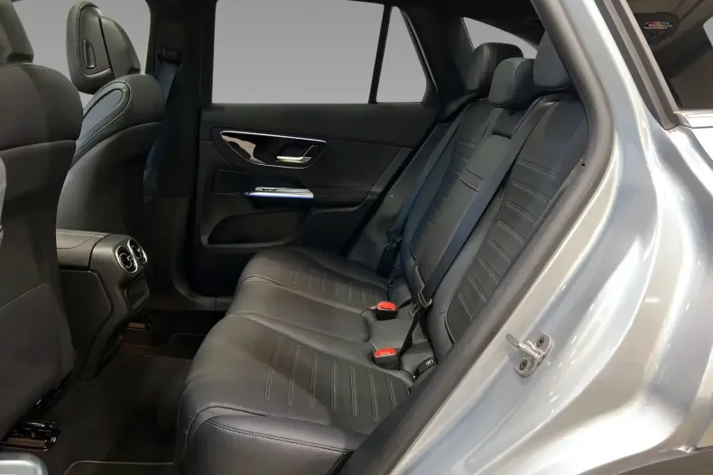 Mercedes-Benz GLC 200 din 2024 cu 16.674 km - oferta MER146933 - foto 9