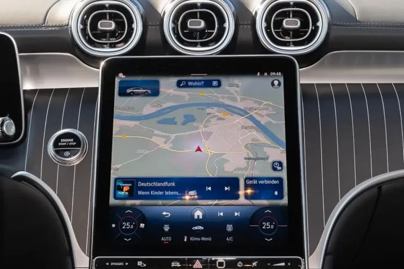 Mercedes-Benz GLC 220 din 2025 cu 4.679 km - oferta MER146935 - foto 5