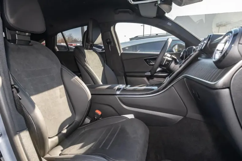 Mercedes-Benz GLC 220 din 2025 cu 4.679 km - oferta MER146935 - foto 7
