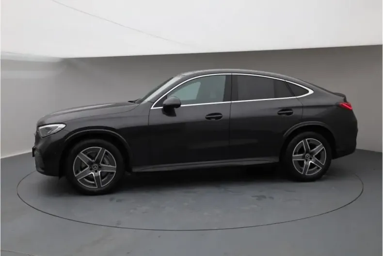 Mercedes-Benz GLC 300 din 2023 cu 19.774 km - oferta MER146936 - foto 2