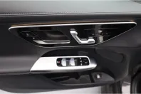 Mercedes-Benz GLC 300 din 2023 cu 19.774 km - oferta MER146936 - foto 9