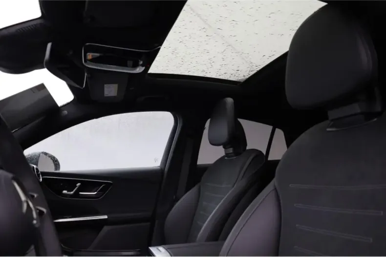 Mercedes-Benz GLC 300 din 2023 cu 19.774 km - oferta MER146936 - foto 12