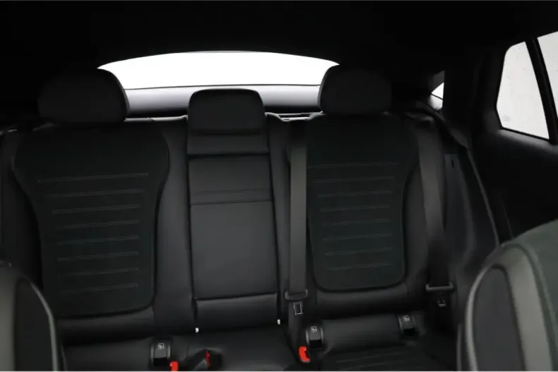 Mercedes-Benz GLC 300 din 2023 cu 19.774 km - oferta MER146936 - foto 17