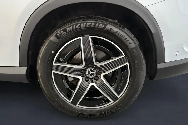 Mercedes-Benz GLC 200 din 2024 cu 24.816 km - oferta MER146937 - foto 5