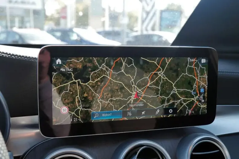 Mercedes-Benz GLC 400 din 2021 cu 75.234 km - oferta MER146939 - foto 16