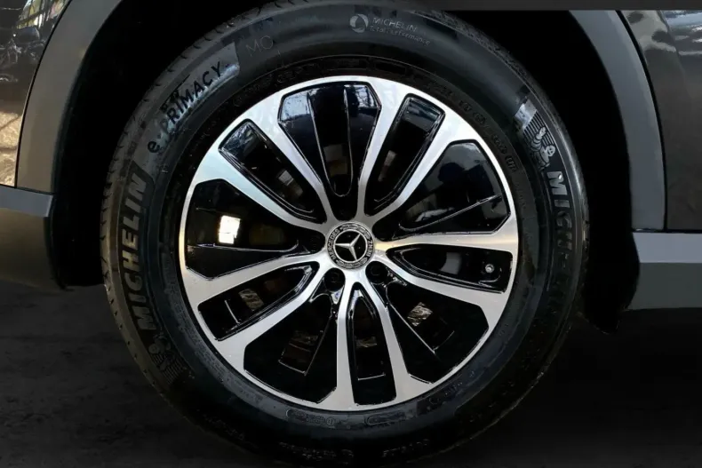 Mercedes-Benz GLC 200 din 2023 cu 5.799 km - oferta MER146940 - foto 16