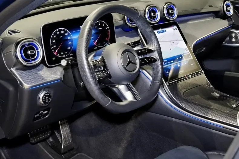 Mercedes-Benz C 180 din 2024 cu 11.908 km - oferta MER146941 - foto 4