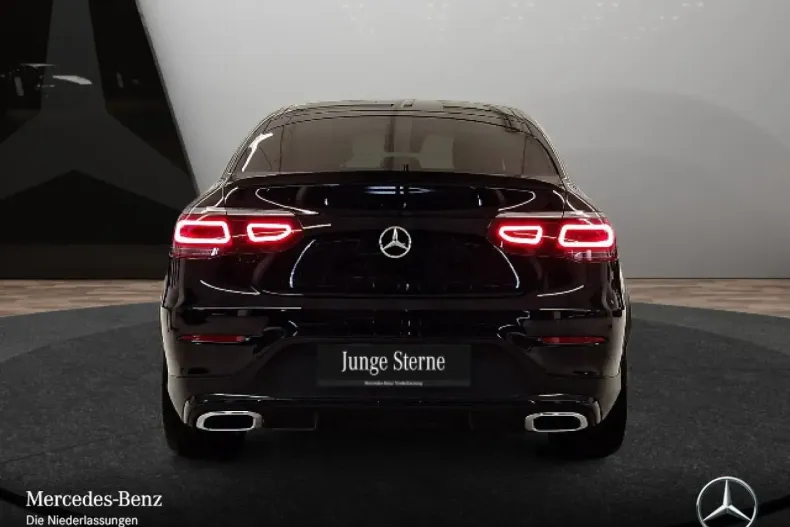 Mercedes-Benz GLC 400 din 2021 cu 64.668 km - oferta MER146943 - foto 6