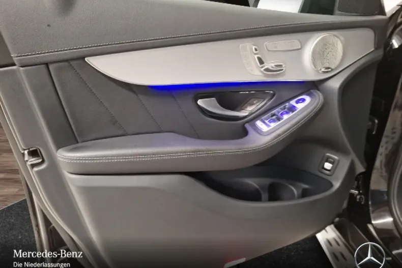 Mercedes-Benz GLC 400 din 2021 cu 64.668 km - oferta MER146943 - foto 14