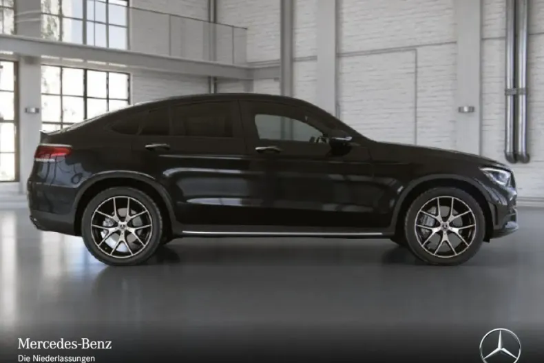 Mercedes-Benz GLC 400 din 2021 cu 64.668 km - oferta MER146943 - foto 17