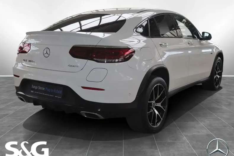 Mercedes-Benz GLC 300 din 2021 cu 49.010 km - oferta MER146949 - foto 2
