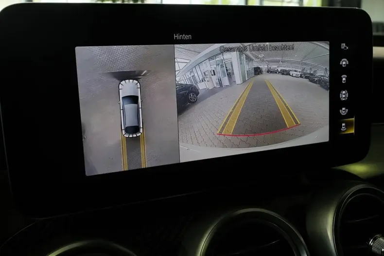 Mercedes-Benz GLC 300 din 2021 cu 49.010 km - oferta MER146949 - foto 10