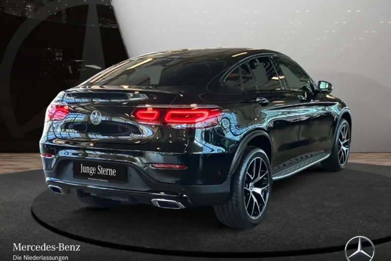 Mercedes-Benz GLC 300 din 2021 cu 75.479 km - oferta MER146952 - foto 5