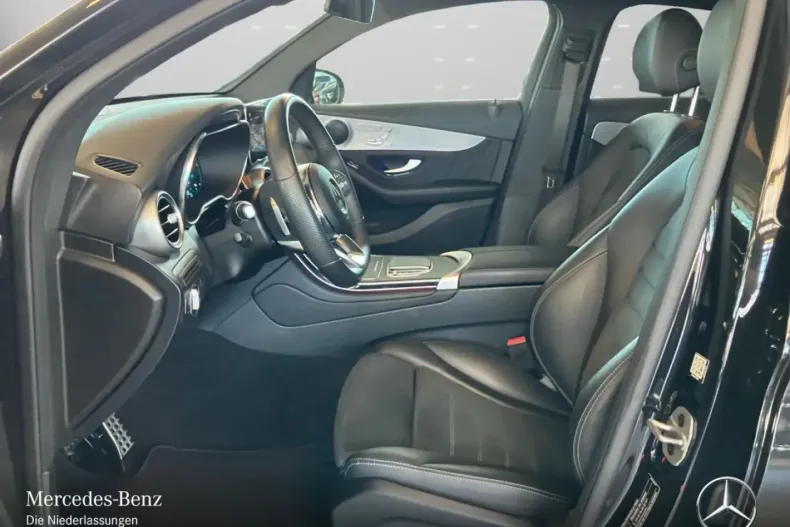 Mercedes-Benz GLC 300 din 2021 cu 75.479 km - oferta MER146952 - foto 8