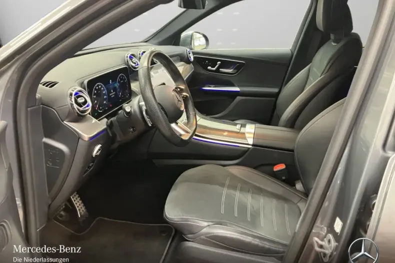 Mercedes-Benz GLC 200 din 2023 cu 50.704 km - oferta MER146971 - foto 7