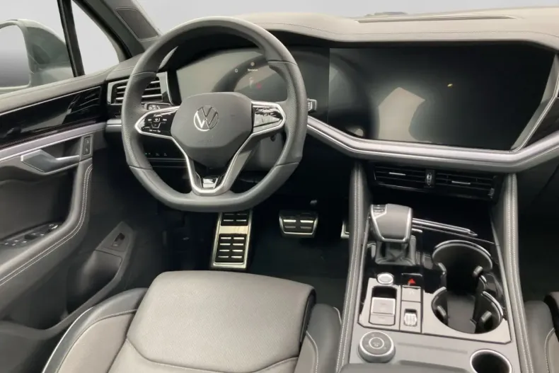 Volkswagen Touareg din 2024 cu 10.151 km - oferta VOL146974 - foto 4