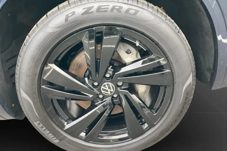 Volkswagen Touareg din 2024 cu 10.151 km - oferta VOL146974 - foto 6