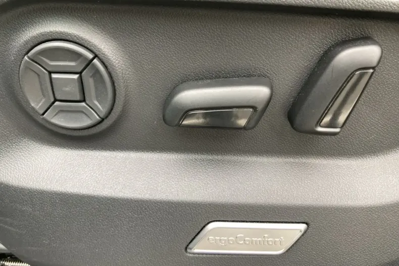 Volkswagen Touareg din 2024 cu 10.151 km - oferta VOL146974 - foto 15