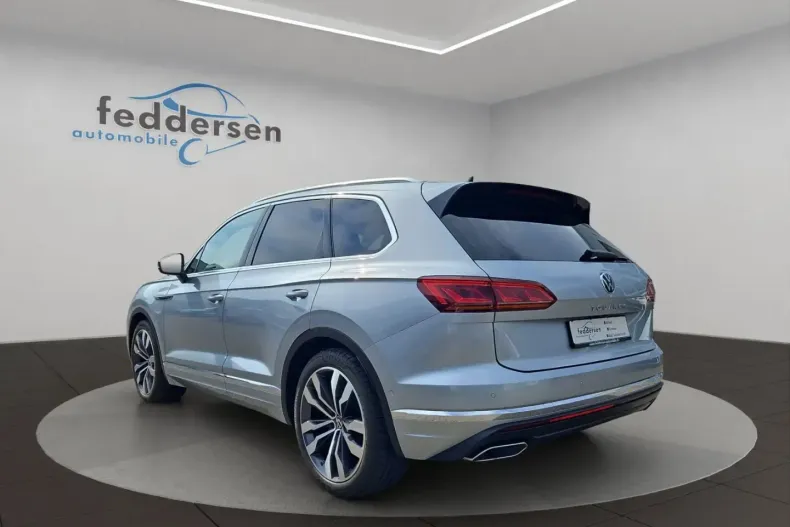 Volkswagen Touareg din 2023 cu 72.400 km - oferta VOL146977 - foto 5