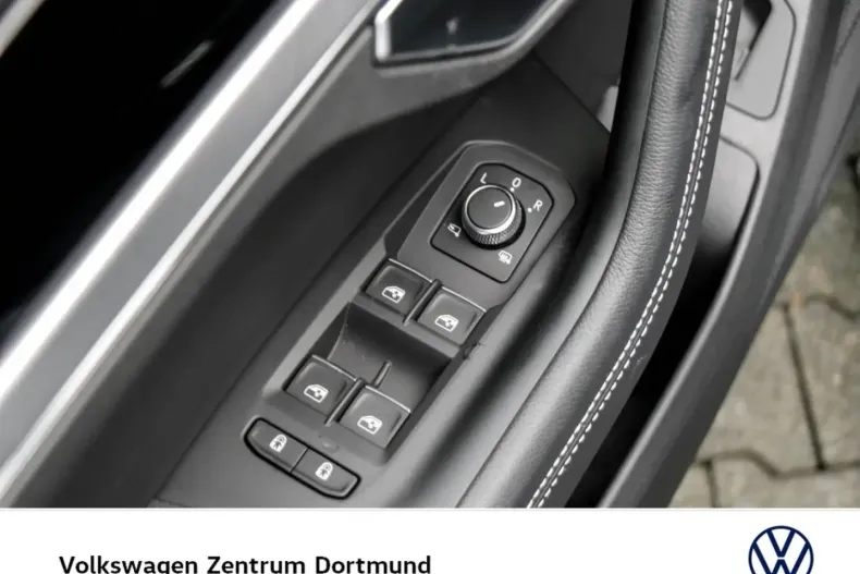 Volkswagen Touareg din 2024 cu 27.530 km - oferta VOL146978 - foto 13