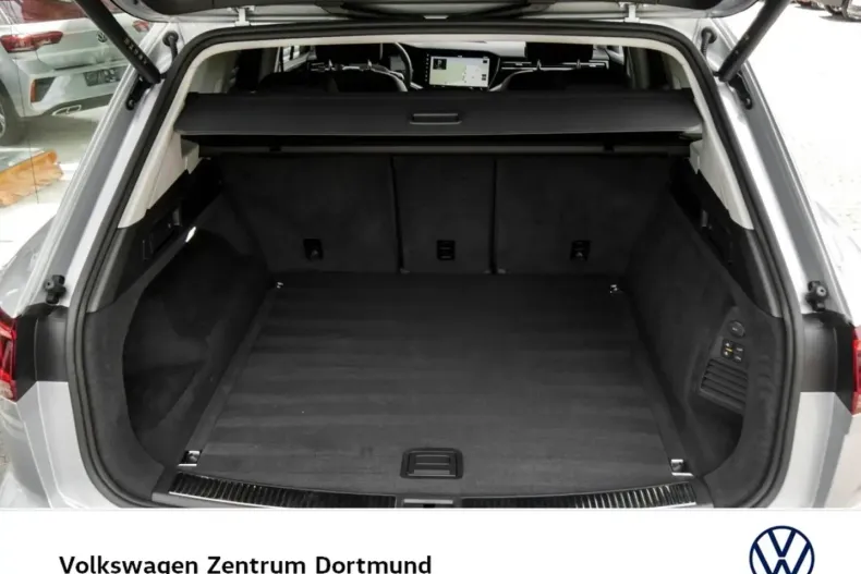 Volkswagen Touareg din 2024 cu 27.530 km - oferta VOL146978 - foto 15