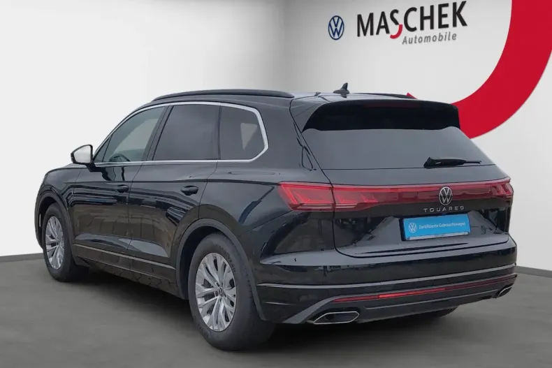 Volkswagen Touareg din 2024 cu 35.090 km - oferta VOL146980 - foto 3