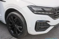 Volkswagen Touareg din 2023 cu 70.450 km - oferta VOL146982 - foto 3