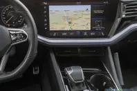 Volkswagen Touareg din 2023 cu 70.450 km - oferta VOL146982 - foto 9