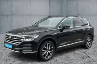 Volkswagen Touareg din 2023 cu 67.482 km - oferta VOL146983 - foto 1