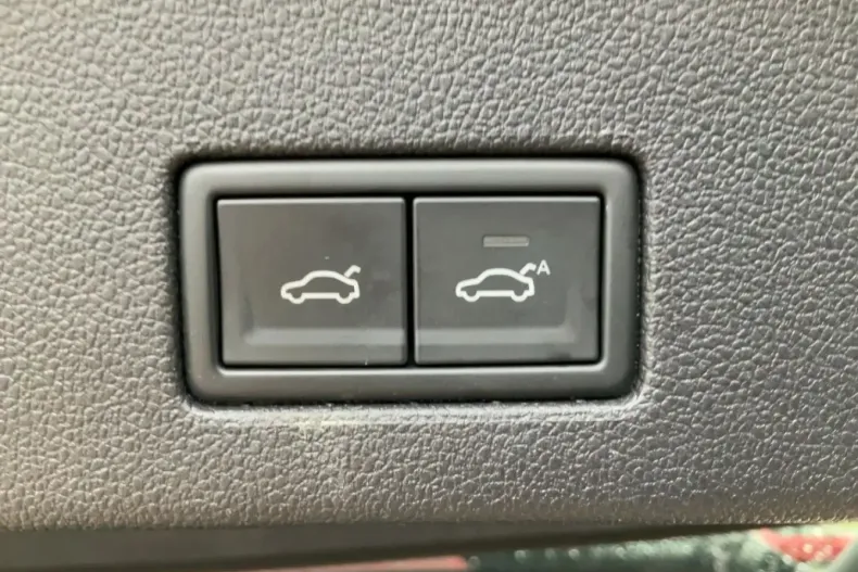 Volkswagen Touareg din 2023 cu 67.482 km - oferta VOL146983 - foto 14