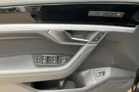 Volkswagen Touareg din 2023 cu 67.482 km - oferta VOL146983 - foto 15