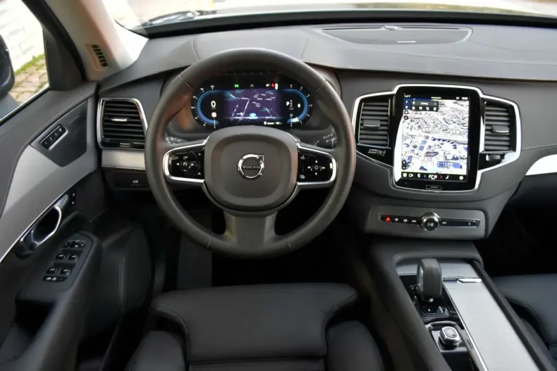 Volvo XC90 din 2023 cu 21.000 km - oferta VOL146984 - foto 8