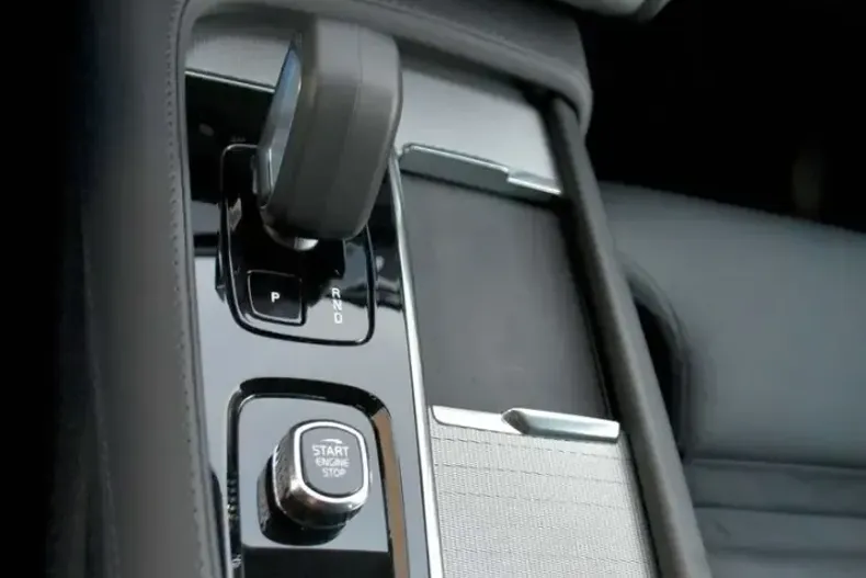 Volvo XC90 din 2023 cu 21.000 km - oferta VOL146984 - foto 13