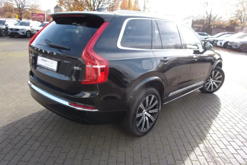 Volvo XC90 din 2023 cu 31.300 km - oferta VOL146985 - foto 8