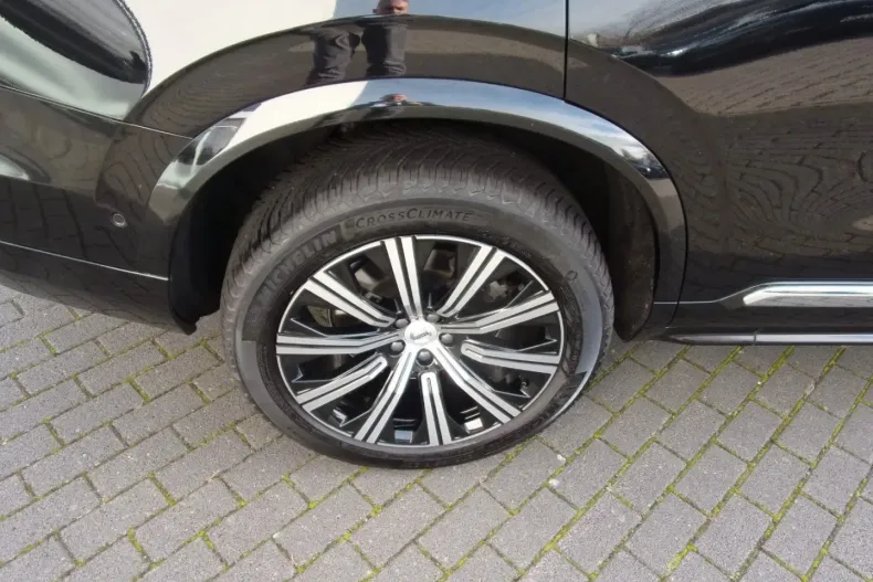 Volvo XC90 din 2023 cu 31.300 km - oferta VOL146985 - foto 9