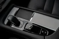 Volvo XC90 din 2024 cu 21.000 km - oferta VOL146986 - foto 19