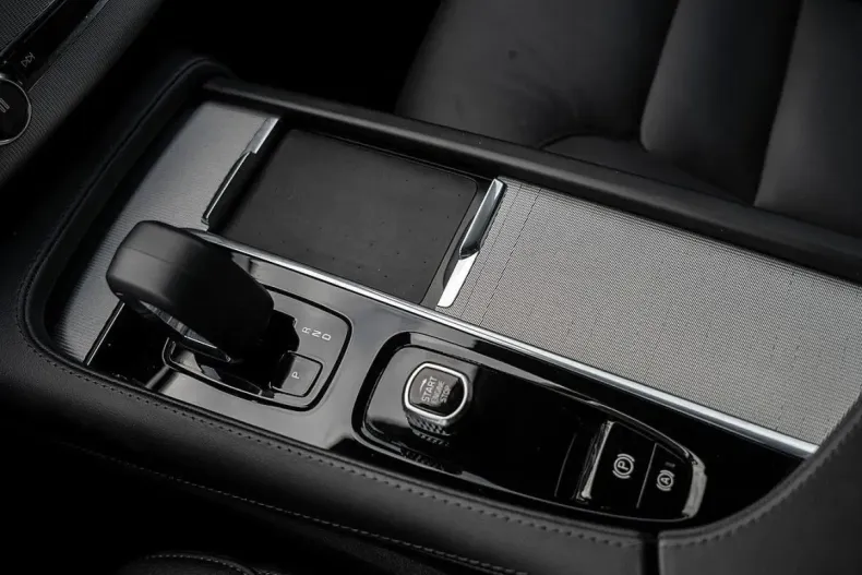 Volvo XC90 din 2024 cu 21.000 km - oferta VOL146986 - foto 19