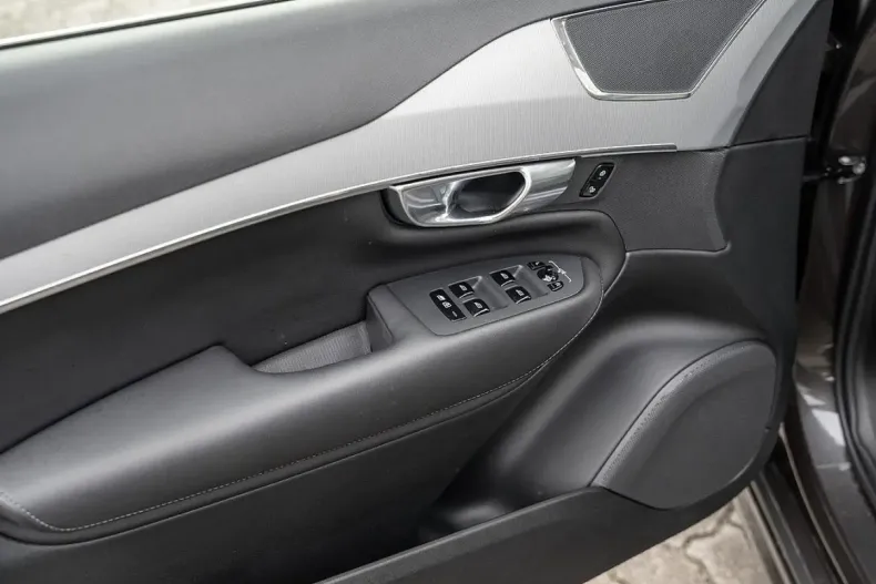 Volvo XC90 din 2024 cu 21.000 km - oferta VOL146986 - foto 24